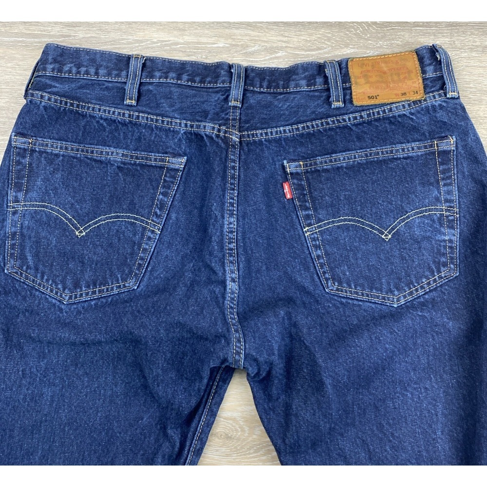 Levi's 501 Straight Leg Jeans Mens Size 38X34 Blue Denim Dark Wash Leather Patch - Picture 15 of 16